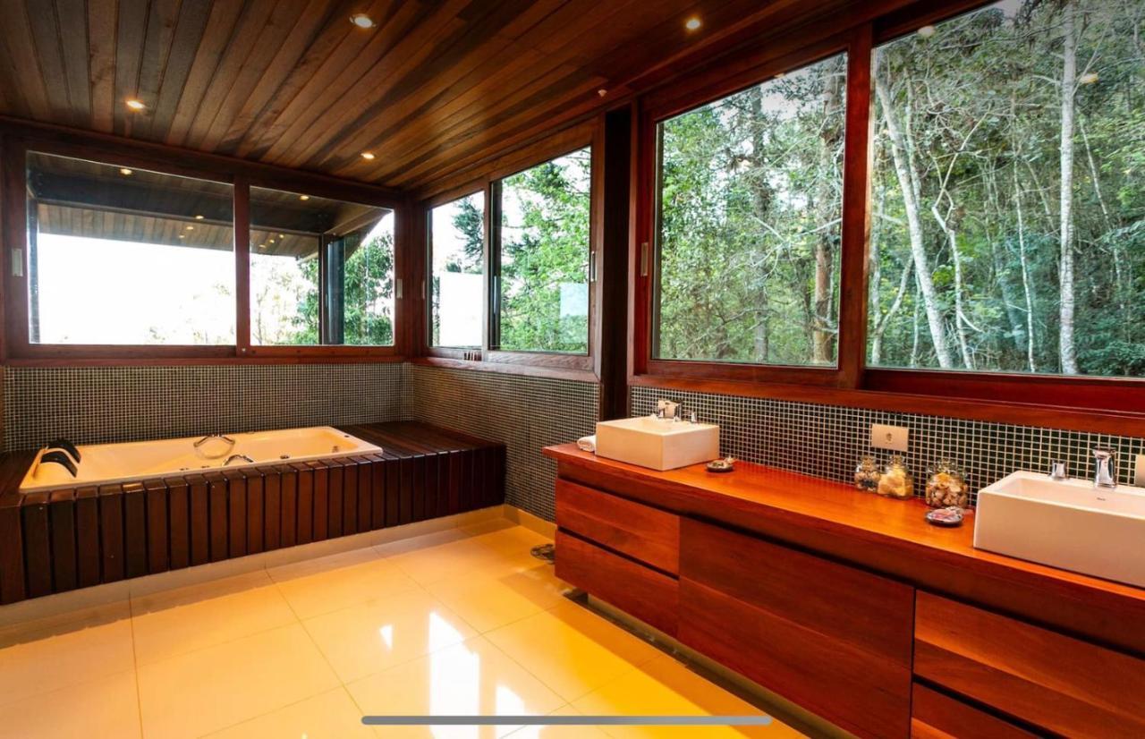 Casa De Vidro Com Vista Mantiqueira - Com Cafe E Staff Villa Campos do Jordao Luaran gambar